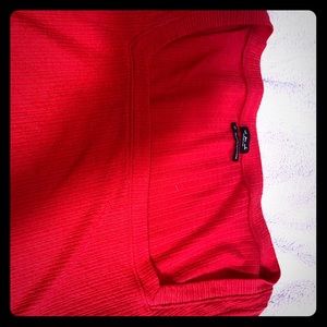 Great bright red top, isn’t sold in store anymore!